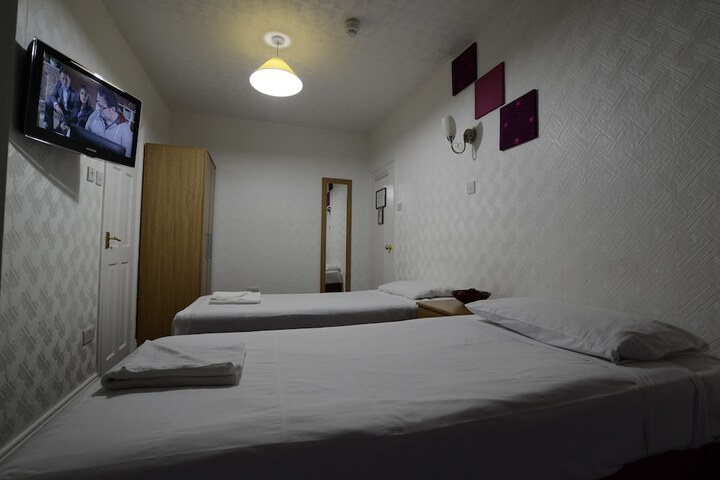 Room 15 of 58
