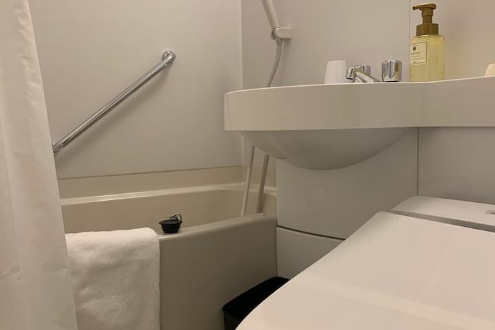 Room 25 of 31