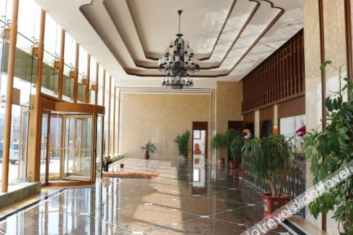 Hotel Interior 8 of 16