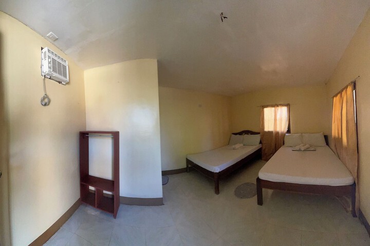 Room 14 of 61