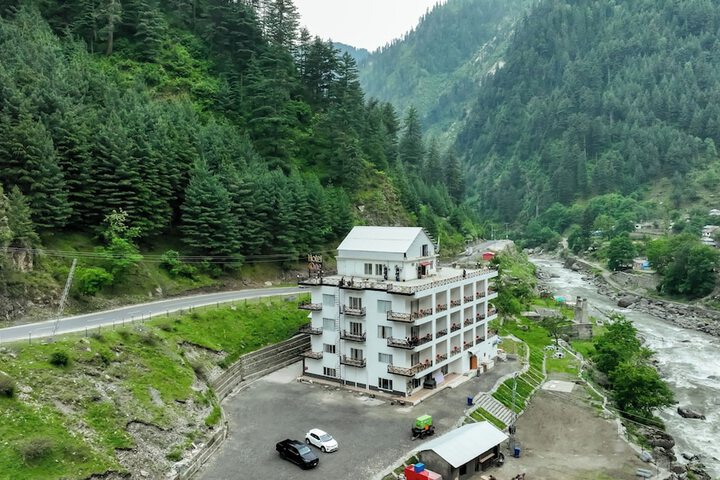 Hotel 33 of 37
