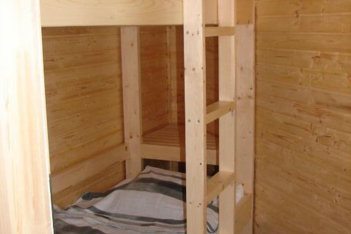 Room 6 of 38