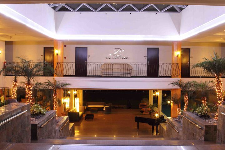 Hotel Lobby
