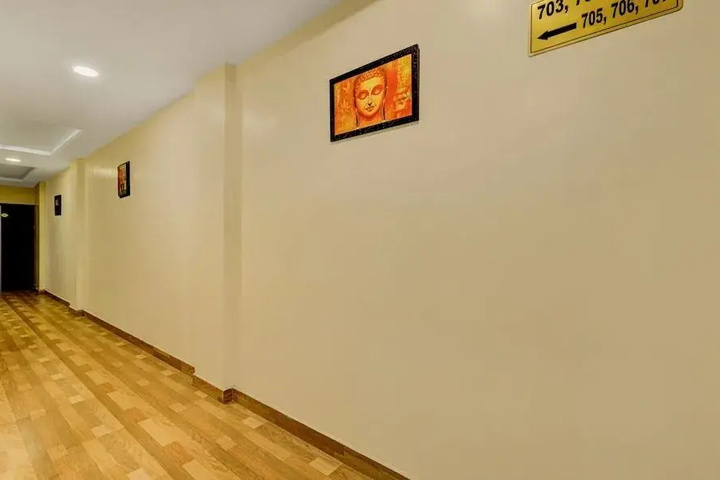 Room 18 of 21