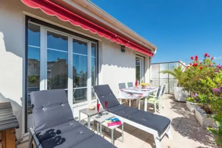 Terrace/Patio 7 of 25
