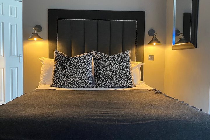 Room 37 of 65
