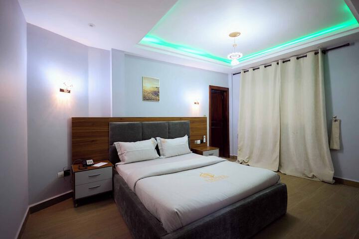 Room 48 of 170
