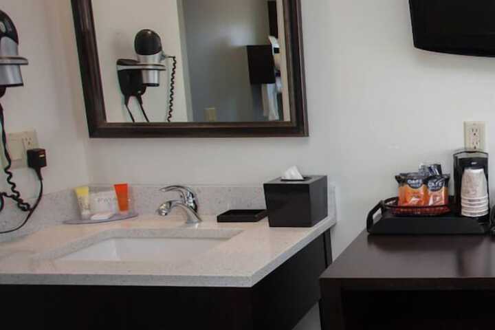 Room 12 of 29