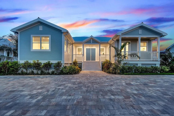 Coastal Chic