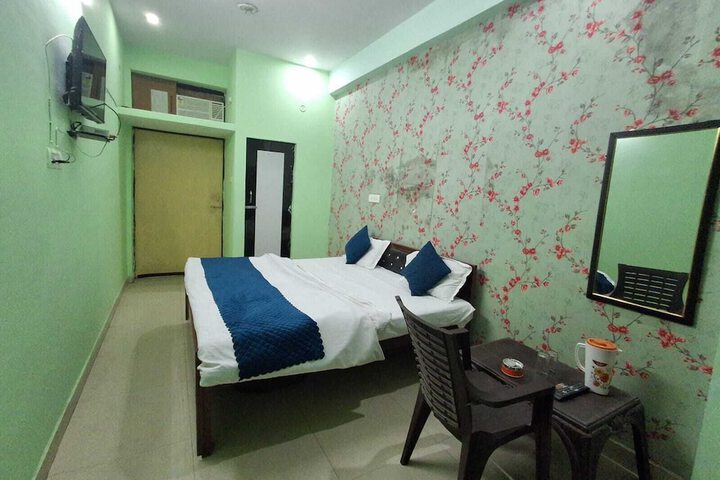 Room 20 of 35