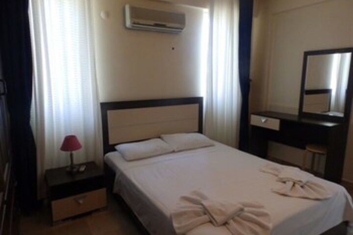 Room 21 of 66
