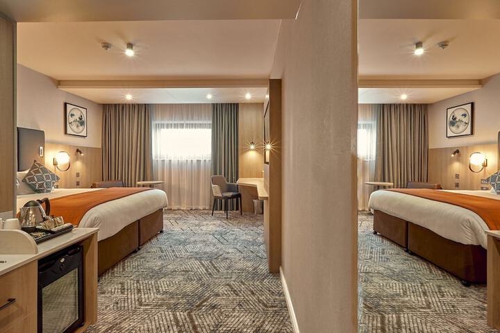 Room 8 of 78