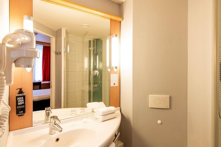 Bathroom Interior Photo
