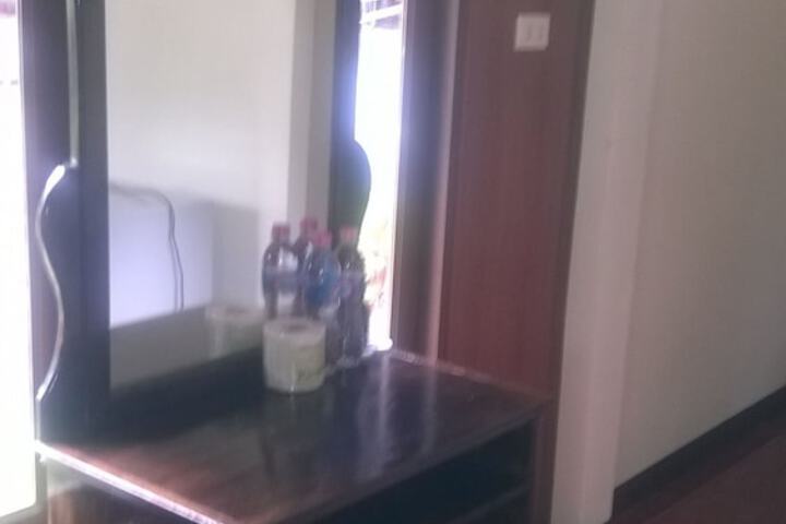 Room 3 of 49
