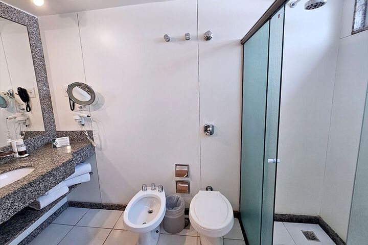 Room 71 of 115