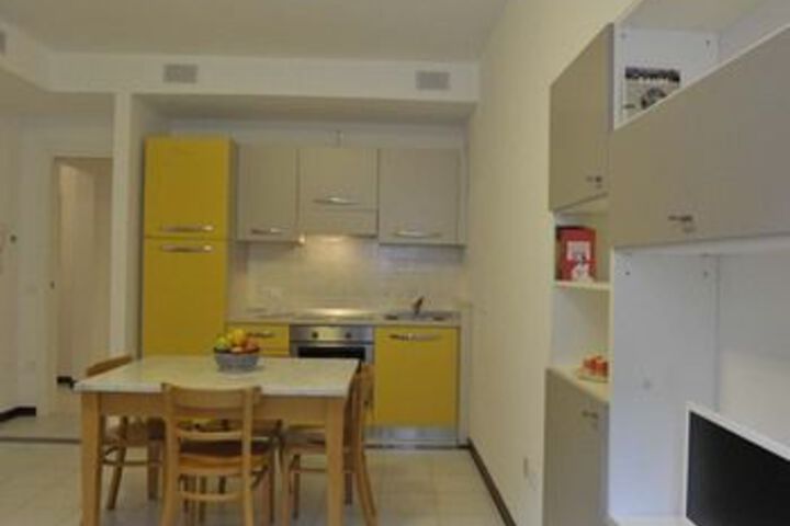 Room 55 of 102