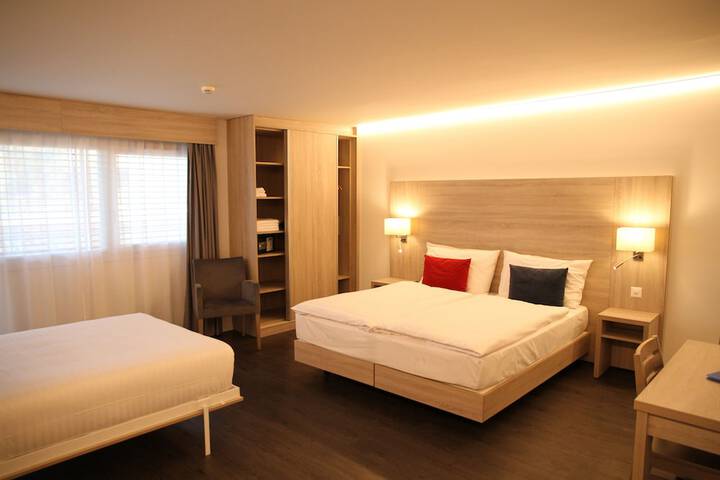 Room 9 of 53
