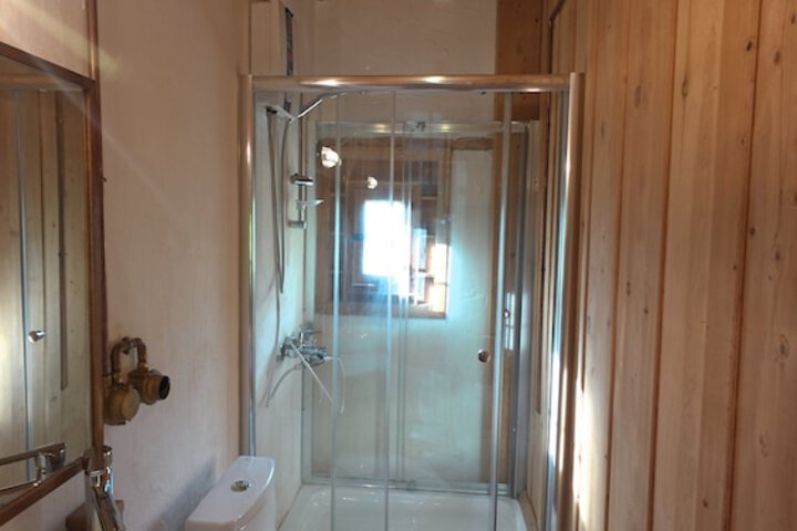Room 18 of 28