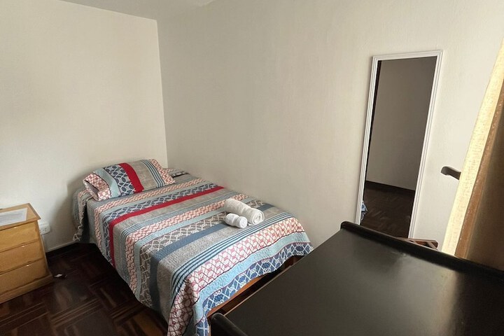 Room 35 of 178
