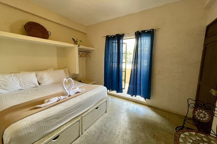 Room 21 of 97