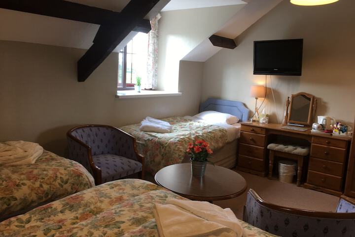 Room 10 of 46