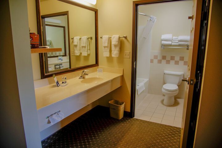 Room 40 of 60