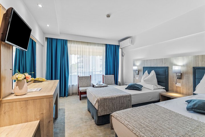 Room 18 of 31