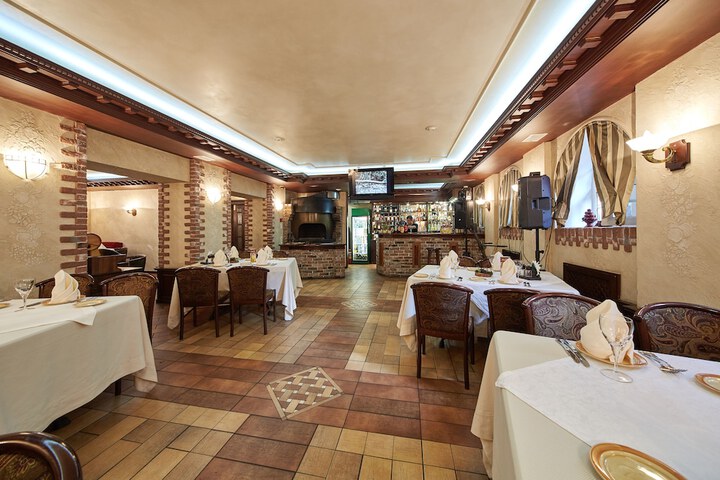 Dining 55 of 75