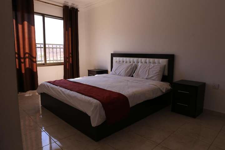 Room 12 of 44