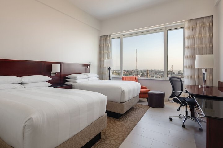 Room 10 of 86
