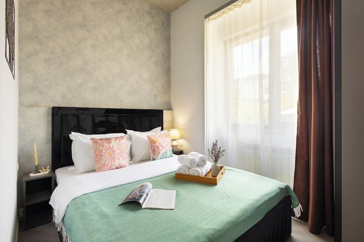 Room 27 of 126