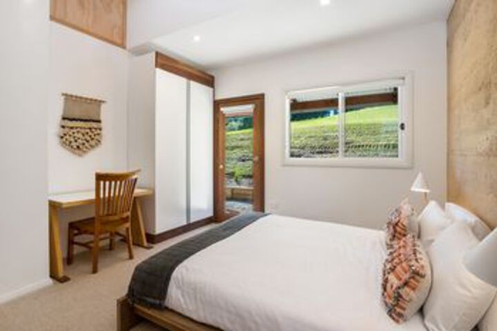 Room 2 of 24