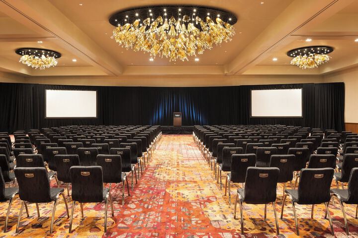 Meeting facility
