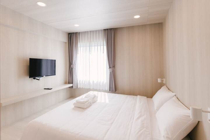 Room 16 of 88