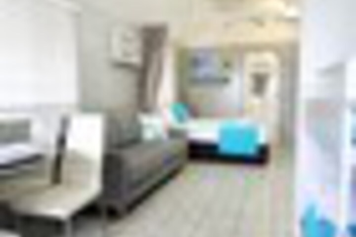 Room 77 of 261