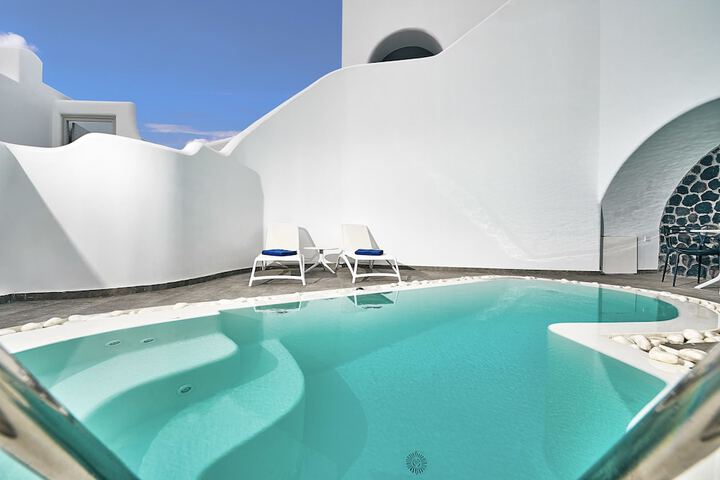 Pool 157 of 230