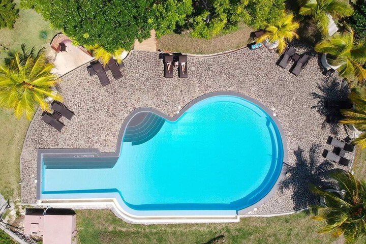 Pool 61 of 75