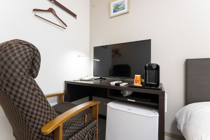 Room 5 of 55
