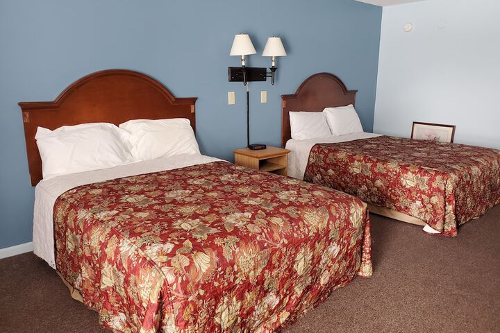 Comfort Room 2 Queen Beds (14 of 15)