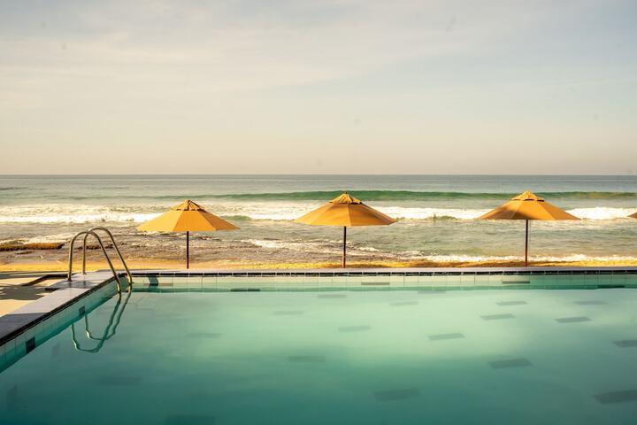 Pool 35 of 73