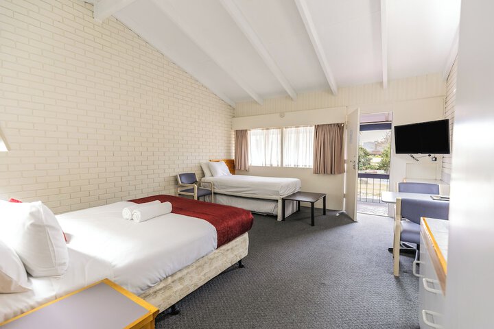 Room 7 of 20
