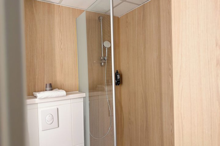 Room 40 of 94