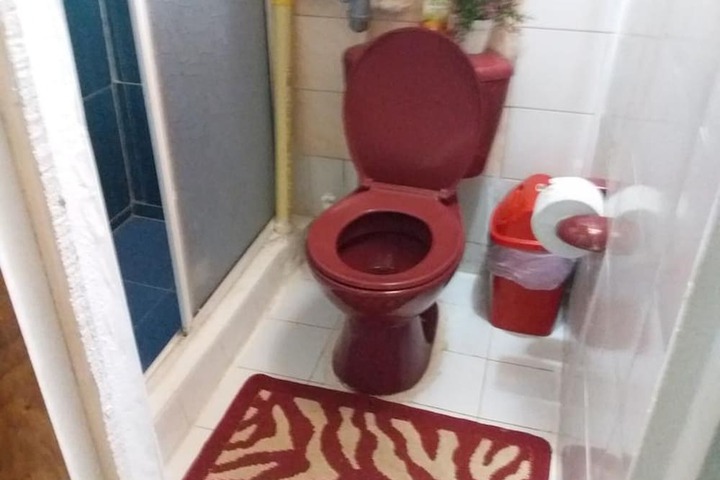 Room 13 of 20