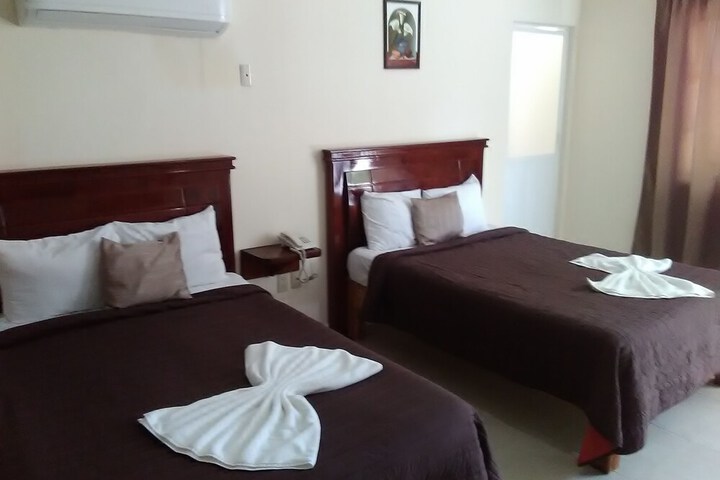 Room 6 of 23