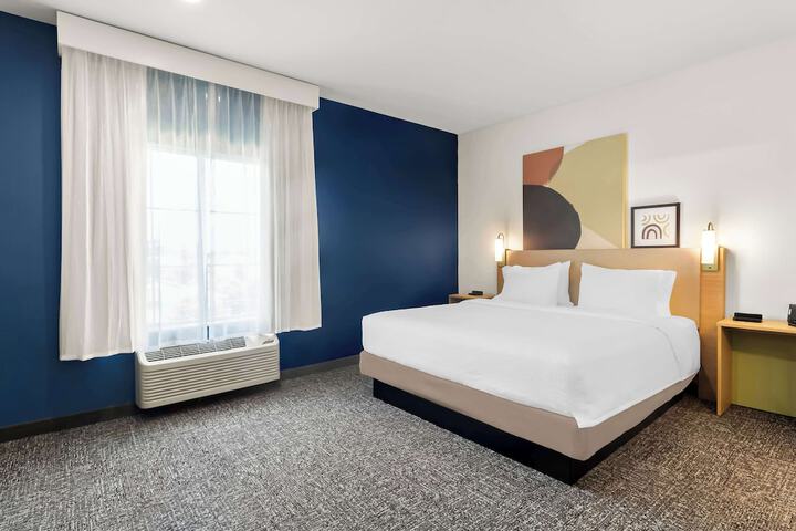 Room 21 of 46