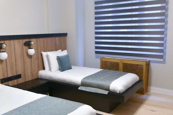 Room 14 of 61