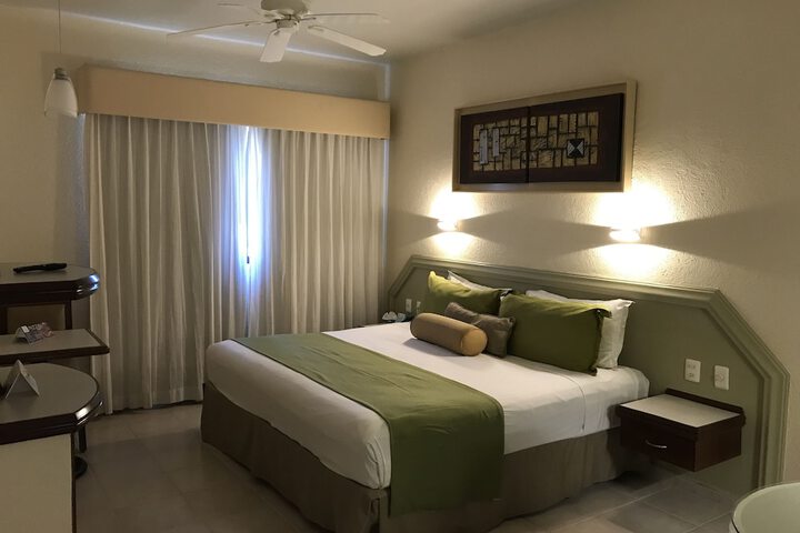 Room 9 of 46