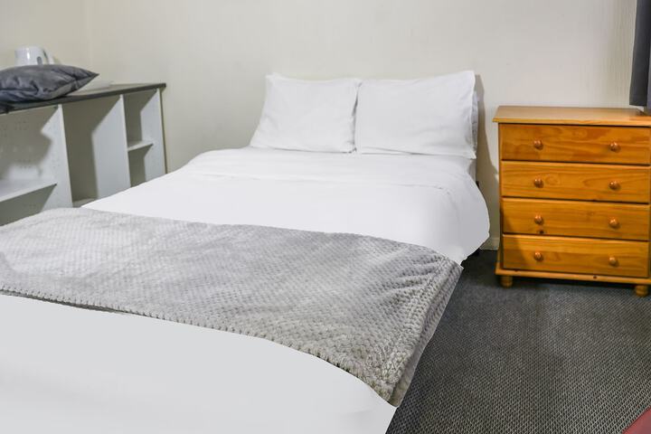 Room 11 of 26