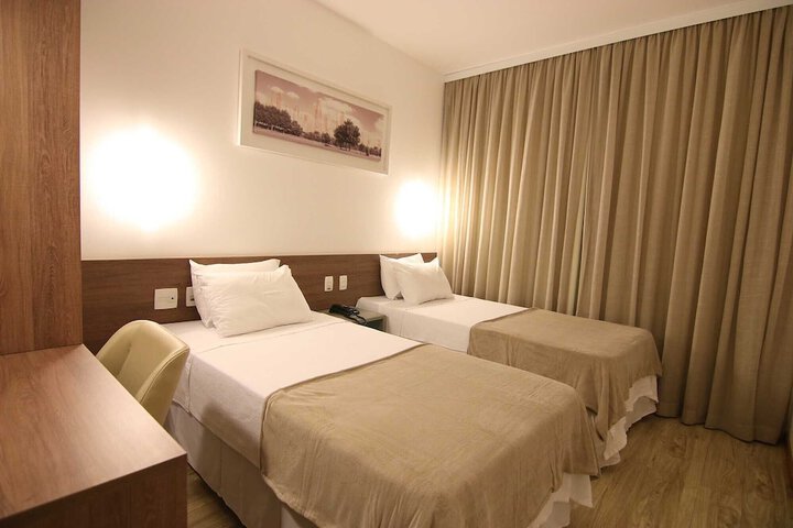 Room 11 of 79