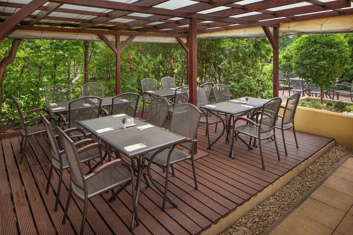 Terrace/Patio 59 of 61